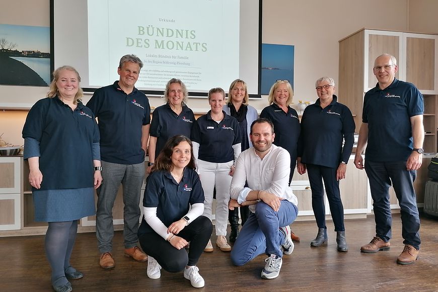 Valentin Franklyn (Servicebüro LBFF) mit dem Lokalen Bündnis für Familie Schleswig-Flensburg